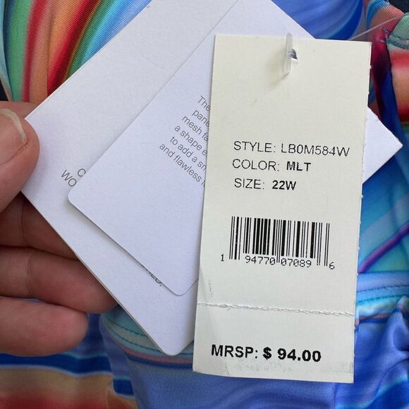 NWT LA BLANCA Plus Women's Sunset Striped Halter Tankini Top Size 22W - Picture 8 of 9